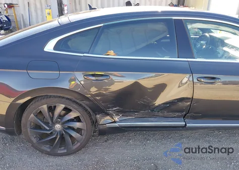 2019 Volkswagen Arteon 2.0T Sel R-Line from USA, damaged, VIN WVWHR7AN6KE031867